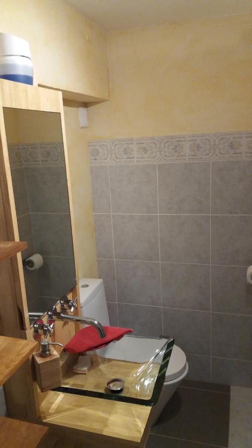 Les Gites du Mas des Cigales Nîmes Extérieur photo